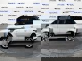 Used 2020 Land Rover Range Rover HSE image 3