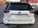 Used 2020 Nissan Rogue SV w/ Premium Package image 5