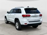 Used 2021 Jeep Grand Cherokee Laredo image 3