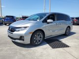 New 2025 Honda Odyssey Touring image 2
