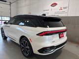 New 2025 Lincoln Nautilus Reserve image 5
