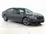 Used 2018 BMW 750i xDrive image 2