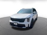 Used 2024 Kia Sorento S image 5