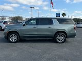 Used 2023 Chevrolet Suburban Premier image 4