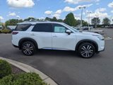 New 2025 Nissan Pathfinder Platinum image 5