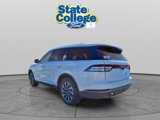New 2025 Lincoln Aviator AWD image 4