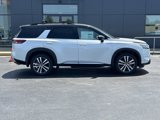New 2025 Nissan Pathfinder Platinum image 2