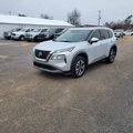 Used 2021 Nissan Rogue SV w/ Premium Package image 2