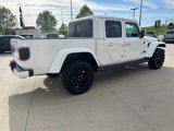 Used 2023 Jeep Gladiator Overland image 3