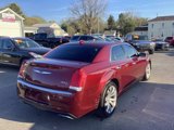 Used 2017 Chrysler 300 C image 5