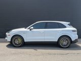 Used 2023 Porsche Cayenne Platinum Edition image 2