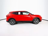 Used 2024 Chevrolet Blazer LT image 2