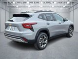 Used 2024 Chevrolet Trax LT w/ Driver Confidence Package image 6