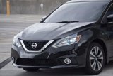 Used 2017 Nissan Sentra SL image 6