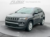 Used 2024 Jeep Compass Latitude image 3