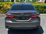 Used 2020 Toyota Camry LE image 5