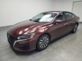 Used 2023 Nissan Altima 2.5 SV image 2