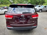 Used 2017 Kia Sorento AWD image 4