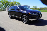 Used 2015 Volkswagen Touareg VR6 image 5