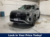 New 2025 Volkswagen Atlas Peak Edition SE image 3