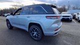 Used 2024 Jeep Grand Cherokee Summit image 6