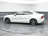 Used 2021 Volvo S60 T5 Inscription image 5