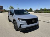 New 2025 Honda Pilot Black Edition image 3