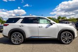 New 2025 Nissan Pathfinder Platinum image 4