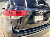 Used 2017 Toyota Highlander XLE image 6