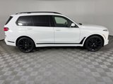 Used 2025 BMW X7 xDrive40i w/ M Sport Package image 3