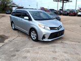 Used 2020 Toyota Sienna LE image 3