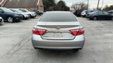 Used 2016 Toyota Camry SE image 4