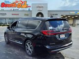New 2026 Chrysler Pacifica Pinnacle image 4