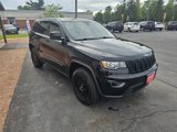 Used 2020 Jeep Grand Cherokee Laredo image 4
