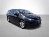 Used 2023 Chrysler Voyager LX image 5