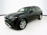 Used 2025 Mercedes-Benz GLC 300 4MATIC image 3