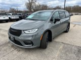 New 2025 Chrysler Pacifica Limited image 4