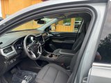 Used 2023 GMC Acadia SLE w/ Driver Convenience Package image 5