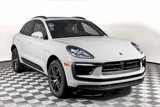 Certified 2024 Porsche Macan image 4