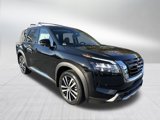 New 2025 Nissan Pathfinder Platinum image 3