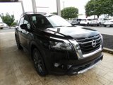 New 2025 Nissan Pathfinder SL image 3
