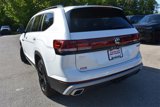 Used 2024 Volkswagen Atlas Peak Edition SEL image 5