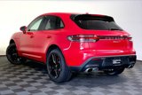 Certified 2022 Porsche Macan S image 3