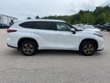 Certified 2023 Toyota Highlander Bronze Edition image 5