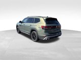 New 2025 Volkswagen Atlas Peak Edition SE image 4