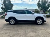 Used 2024 GMC Terrain SLE image 4