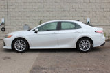 Used 2019 Toyota Camry XLE image 2