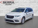 Used 2021 Chrysler Pacifica Limited image 3