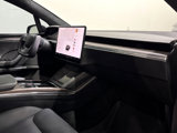 Used 2023 Tesla Model X image 3