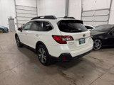 Used 2018 Subaru Outback 2.5i Limited image 3
